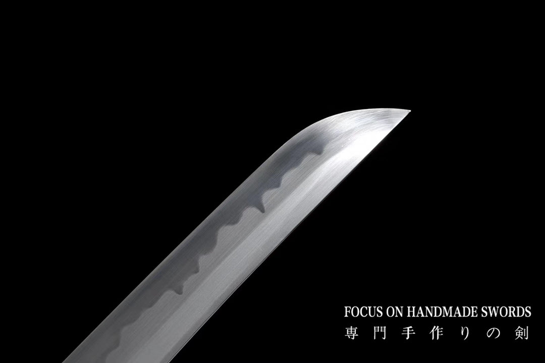 Chrysanthemum Wakizashi